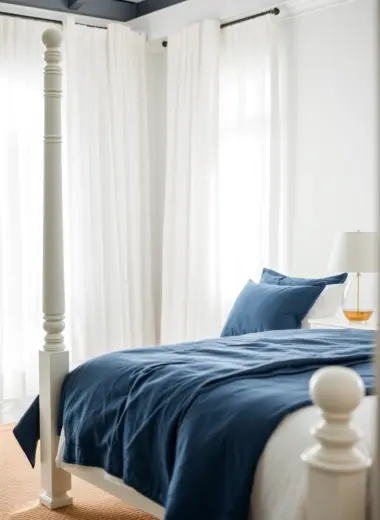 Blue and white bedroom ideas 1